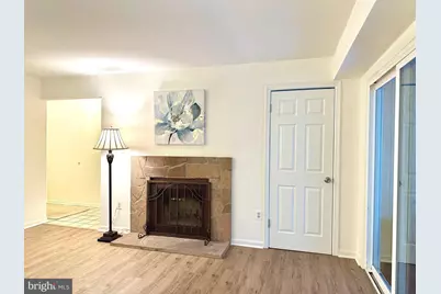 20249 Shipley Terrace #102-5C, Germantown, MD 20874 - Photo 7