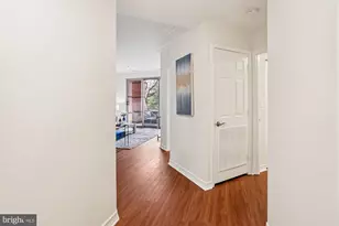 5809 Nicholson Ln, North Bethesda, MD 20852 - Photo 3