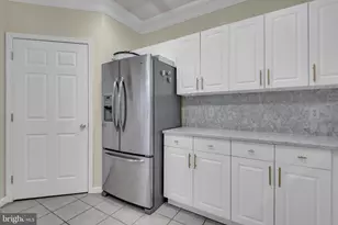 7 Booth St, Gaithersburg, MD 20878 - Photo 17