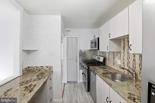 12207 Braxfield Ct, Rockville, MD 20852 - Photo 5