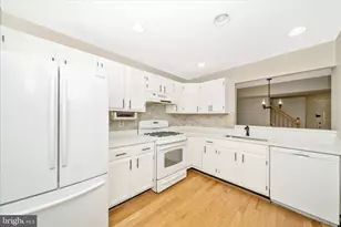 15305 Diamond Cove Terrace, Rockville, MD 20850 - Photo 19