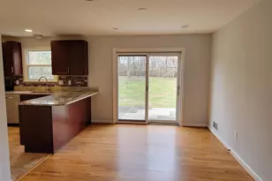 18320 Metz Dr, Germantown, MD 20874 - Photo 5