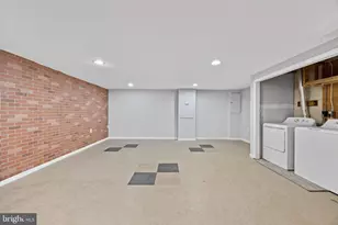 9320 Jarrett Ct, Montgomery Village, MD 20886 - Photo 13