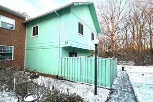 34 Federal Ct, Gaithersburg, MD 20877 - Photo 1