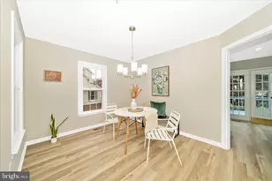 8648 Fountain Valley Dr, Montgomery Village, MD 20886 - Photo 9