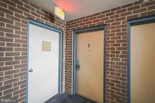454 Girard St, Gaithersburg, MD 20877 - Photo 3
