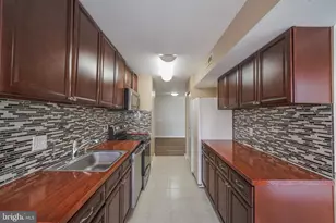 454 Girard St, Gaithersburg, MD 20877 - Photo 17