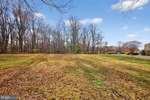 774 Princeton Pl, Rockville, MD 20850 - Photo 35