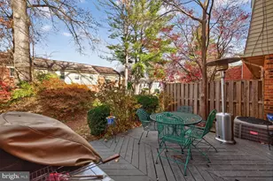 774 Princeton Pl, Rockville, MD 20850 - Photo 27