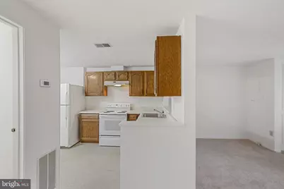 26 Whitechurch Court, Germantown, MD 20874 - Photo 7