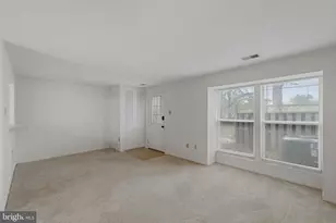 26 Whitechurch Ct, Germantown, MD 20874 - Photo 3