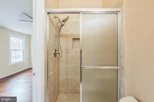 10515 Smithy Ct, North Potomac, MD 20878 - Photo 13