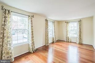 10515 Smithy Ct, North Potomac, MD 20878 - Photo 3