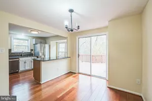 10515 Smithy Ct, North Potomac, MD 20878 - Photo 7