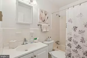 24140 Doreen Dr, Gaithersburg, MD 20882 - Photo 21