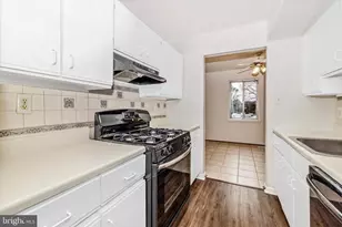 758 West Side Dr, Gaithersburg, MD 20878 - Photo 3