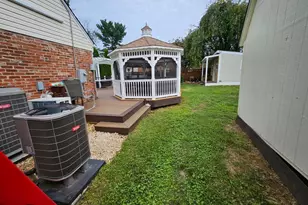 8001 Postoak Rd, Potomac, MD 20854 - Photo 3