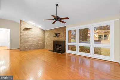 7711 Arrowood Court, Bethesda, MD 20817 - Photo 5