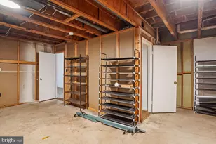 3835 Ferrara Dr, Silver Spring, MD 20906 - Photo 31