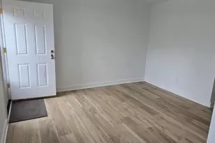 205 N Adams St, Rockville, MD 20850 - Photo 3