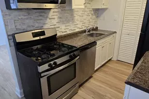 205 N Adams St, Rockville, MD 20850 - Photo 5