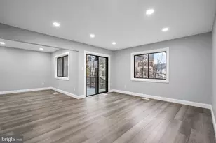 9445 Hickory View Pl, Montgomery Village, MD 20886 - Photo 7