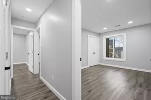 9445 Hickory View Pl, Montgomery Village, MD 20886 - Photo 15