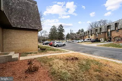 9445 Hickory View Place, Montgomery Village, MD 20886 - Photo 3
