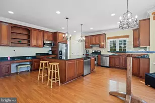 518 Calvin Ln, Rockville, MD 20851 - Photo 13