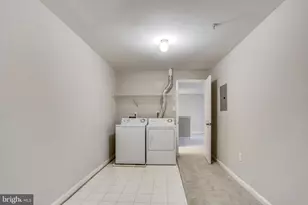 15301 Diamond Cove Terrace, Rockville, MD 20850 - Photo 21