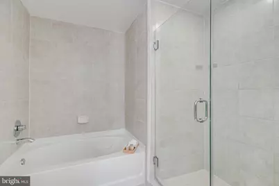 5750 Bou Avenue #1014, Rockville, MD 20852 - Photo 15