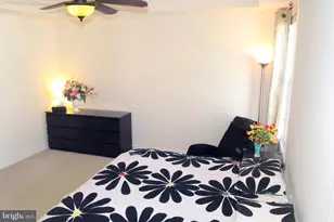 623 Hurdle Mill Pl, Gaithersburg, MD 20877 - Photo 13