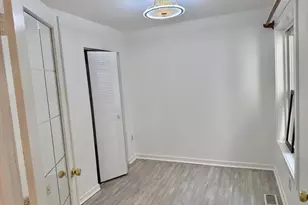 9759 Lake Shore Dr, Montgomery Village, MD 20886 - Photo 11