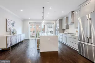 10326 Grosvenor Pl, North Bethesda, MD 20852 - Photo 5