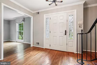 8112 Buckspark Lane E, Potomac, MD 20854 - Photo 5