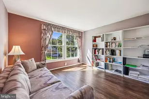 9013 Wandering Trail Dr, Potomac, MD 20854 - Photo 35