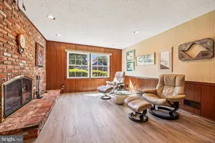 9013 Wandering Trail Dr, Potomac, MD 20854 - Photo 21