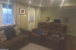 19829 Wheelwright Dr, Gaithersburg, MD 20886 - Photo 29