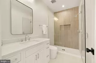 10105 Summit Ave, Kensington, MD 20895 - Photo 47