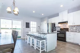 18540 Hickory Meadow Dr, Olney, MD 20832 - Photo 9