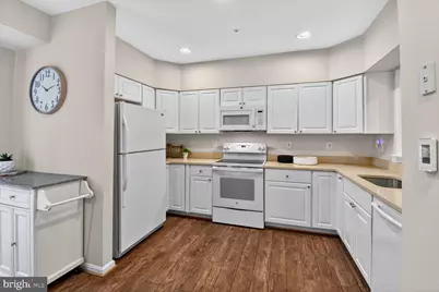 5433 Whitley Park Terrace #36, Bethesda, MD 20814 - Photo 9