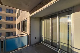 10201 Grosvenor Pl, Rockville, MD 20852 - Photo 47