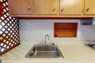 10201 Grosvenor Pl, Rockville, MD 20852 - Photo 15