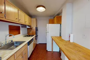 10201 Grosvenor Pl, Rockville, MD 20852 - Photo 13