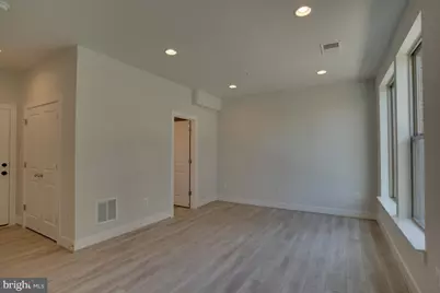 5102 Oakmoore Dr, North Bethesda, MD 20852 - Photo 3