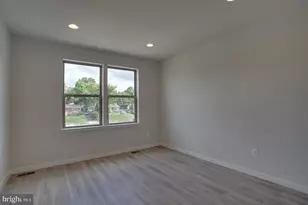 5102 Oakmoore Dr, North Bethesda, MD 20852 - Photo 19