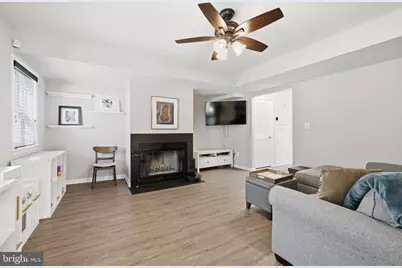 4828 Bradley Boulevard #212, Chevy Chase, MD 20815 - Photo 3