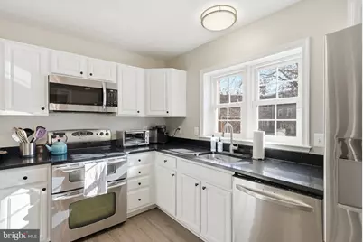 4828 Bradley Boulevard #212, Chevy Chase, MD 20815 - Photo 5