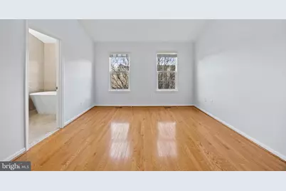 9748 Washingtonian Boulevard, Gaithersburg, MD 20878 - Photo 33