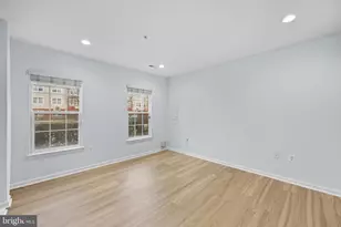 9748 Washingtonian Blvd, Gaithersburg, MD 20878 - Photo 7